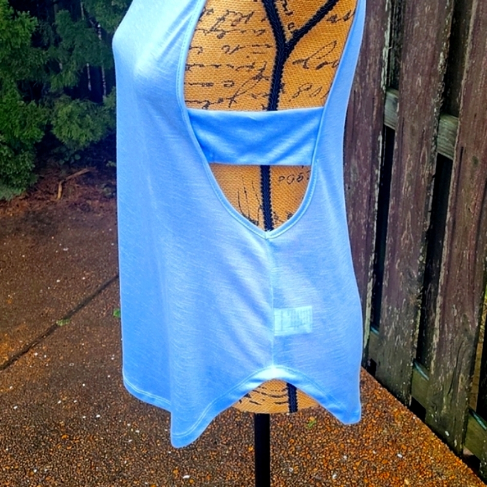 NEW Shein Sleeveless Top with Cut Out Details - Picture 13 of 17